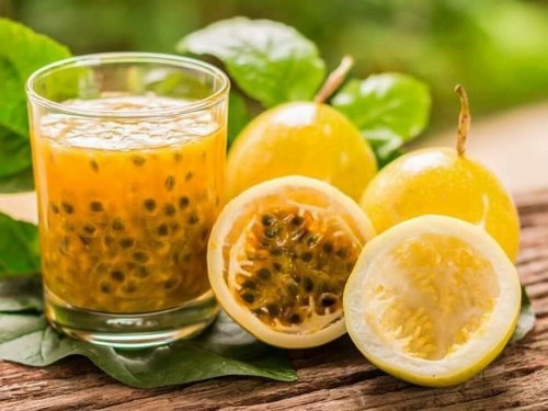 Yellow passion fruit - yellow,